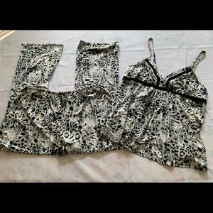 Sexy, comfy XL sleepwear! Really!